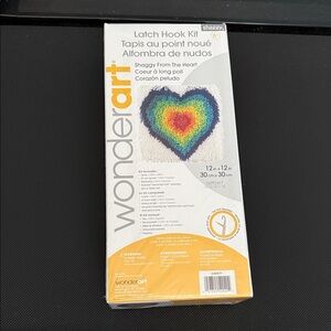 WonderArt Wonder Art Shaggy Latch Hook Kit Sealed Rainbow Heart 12x12 NIB